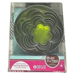 NIB Over The Top Flower Nesting Darling Daisies Cookie Cutters with Stor…